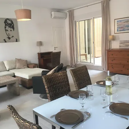 Triangle D'or Saint-raphael, 50 Metres Des Plages, Neuf Appartement *