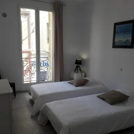Appartement Triangle D'or Saint-raphael, 50 Metres Des Plages, Neuf Saint-Raphaël