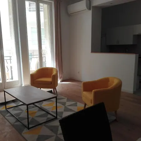 Triangle D'or Saint-raphael, 50 Metres Des Plages, Neuf Apartment
